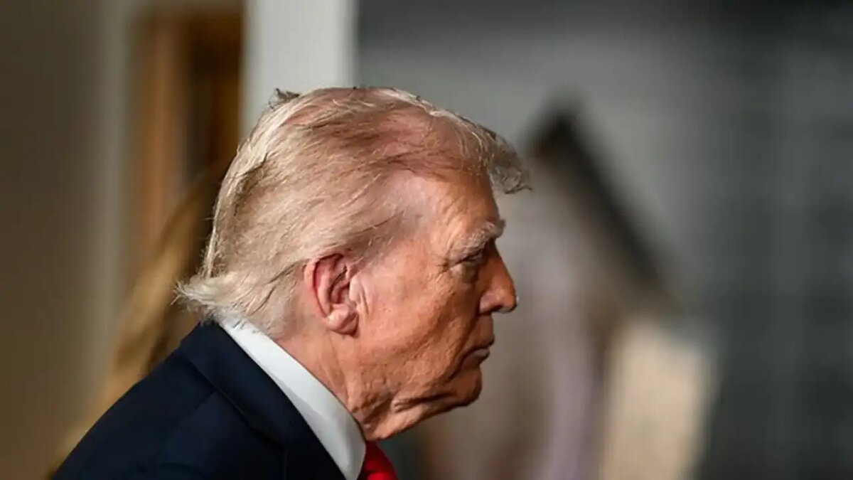   Дональд Трамп.