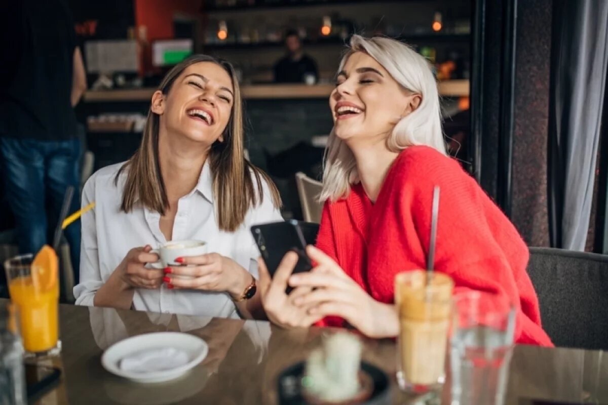    Чтобы дружба зародилась, важно, осознанно создавая условия, похожие на те, что были в детстве и юности. Общий интерес — «фундамент общения».