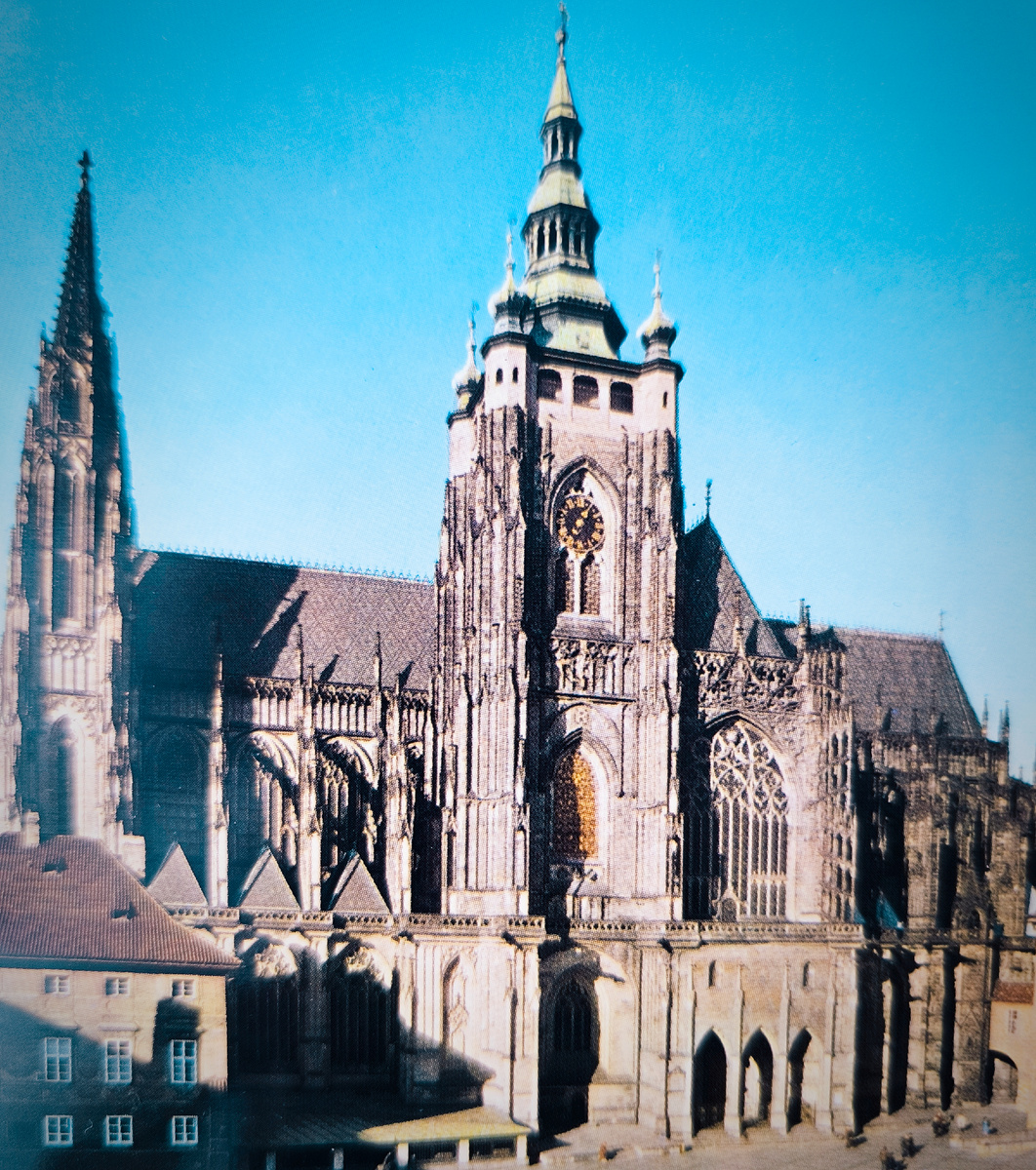 Собор Святого Вита - вид с востока. Открытка 1979 года.