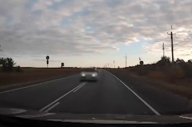    Скриншот видео момента ДТП (ГУ МВД по Волгорадской области)