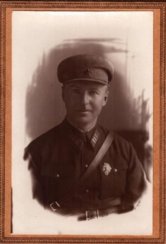 Полковник В. Родионов