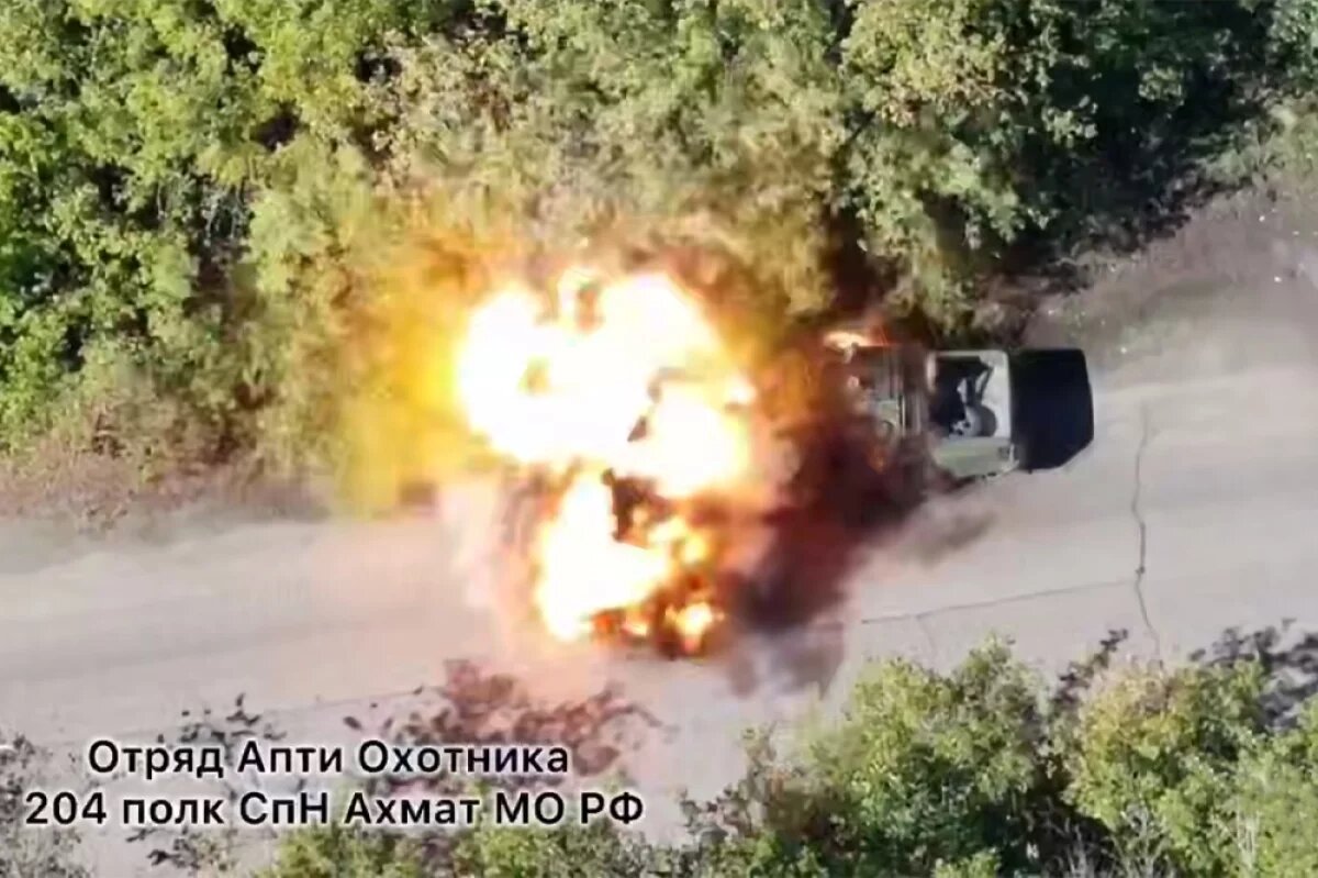    БПЛА «Ахмата» сожгли пикап ВСУ с личным составом на харьковском направлении