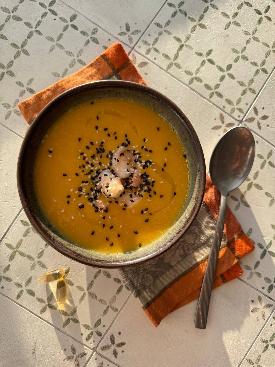 Знаменитый тыквенный суп с обложки «Осознанной кулинарии». 