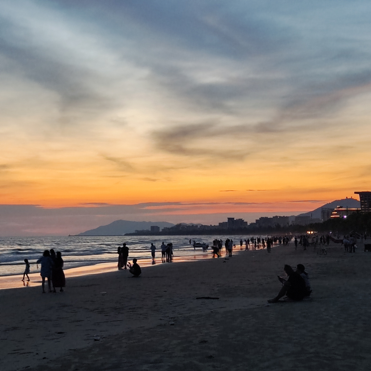 Закат в Санье