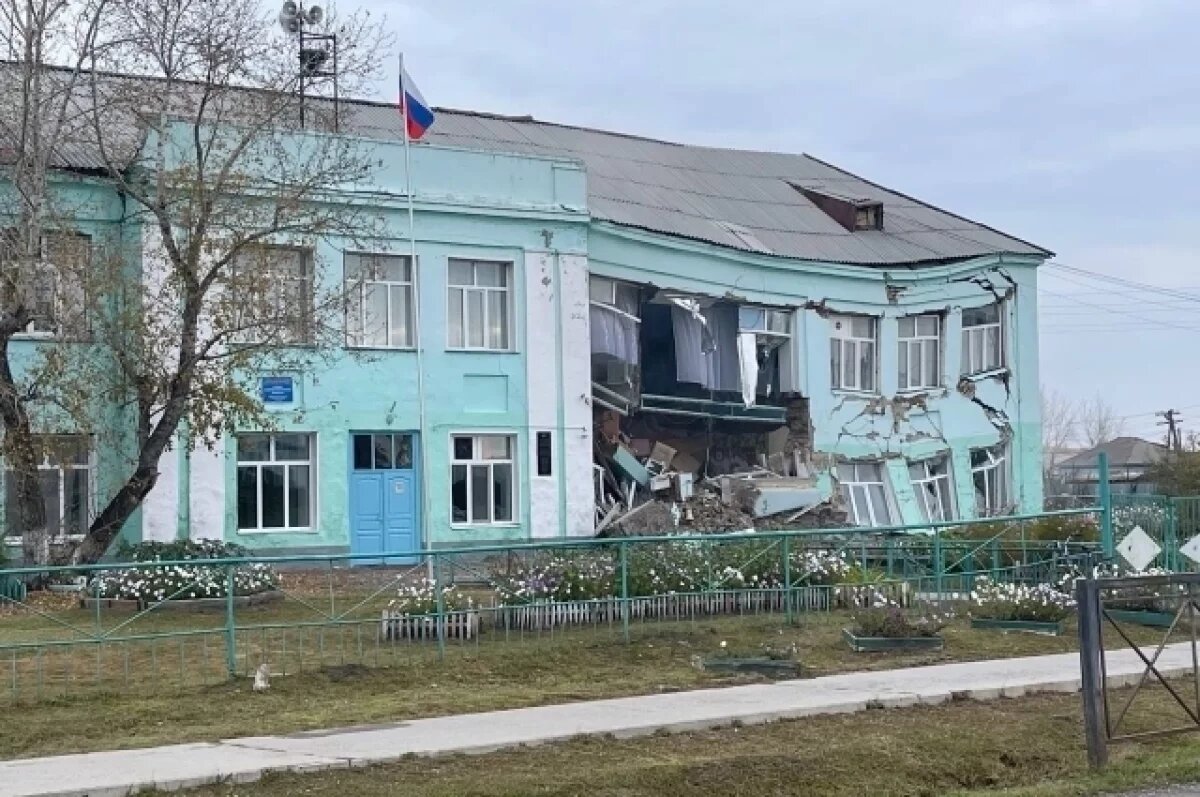    Под Новосибирском продолжаются массовые проверки школ и детских садов