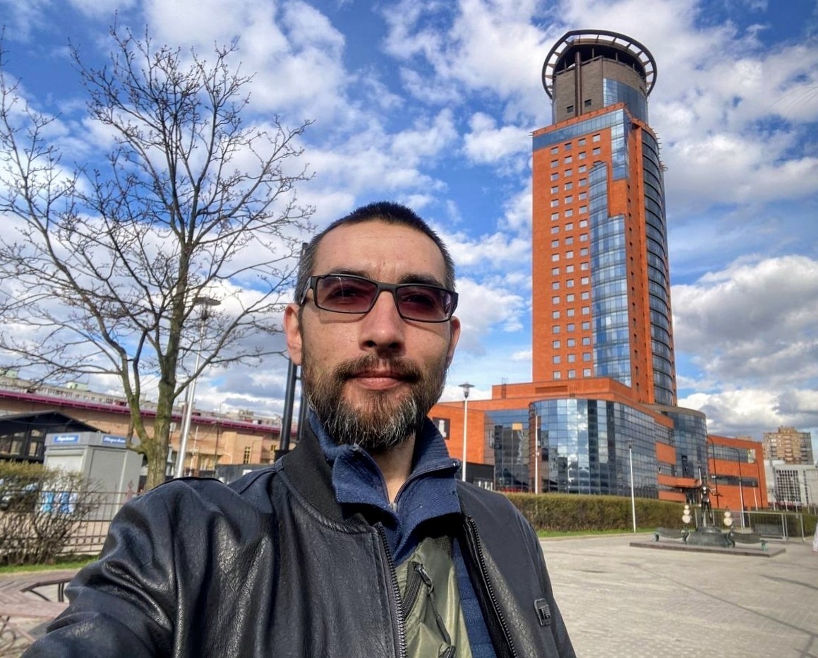 Александр Гололобов