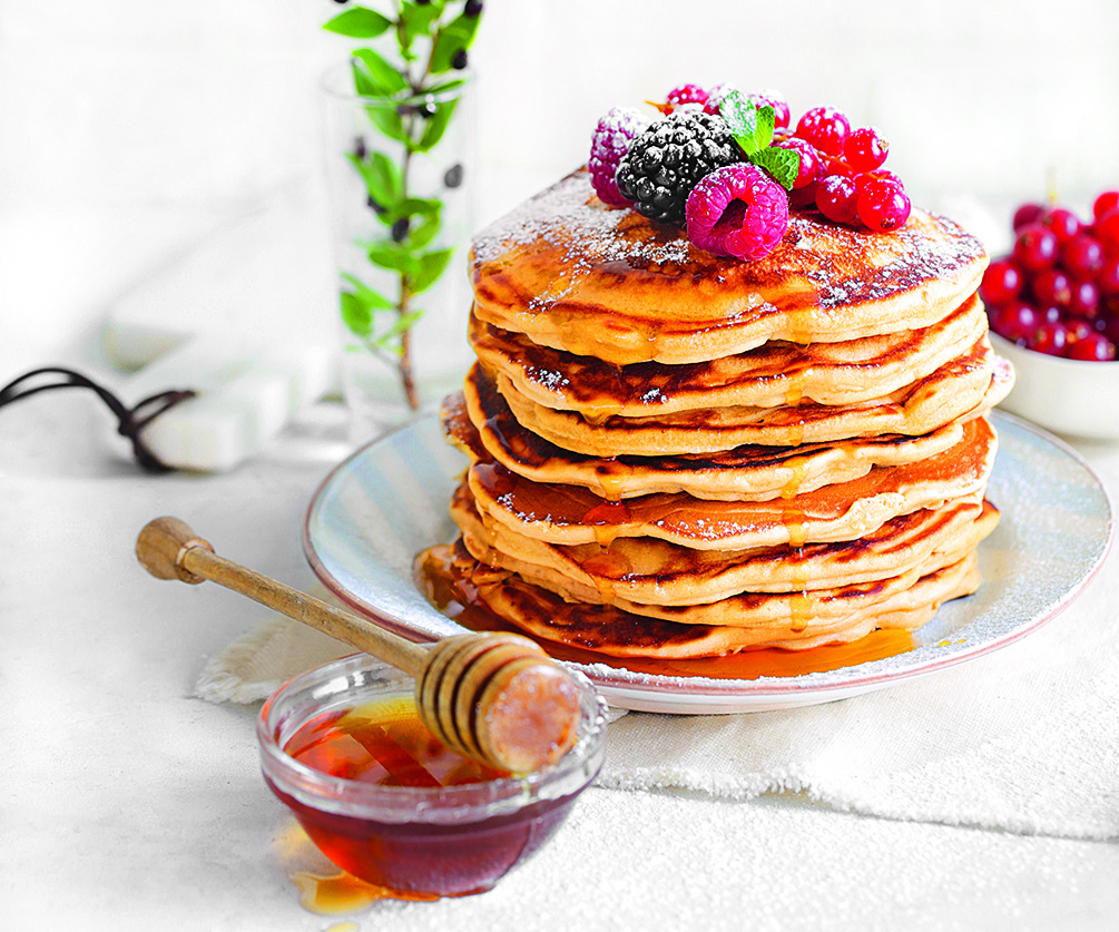 Американские панкейки с вяленой клюквой