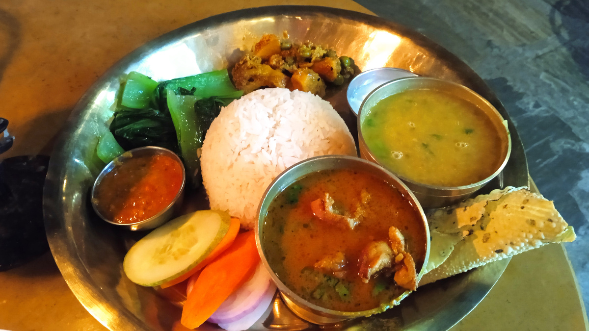 Далбат, бесконечное блюдо