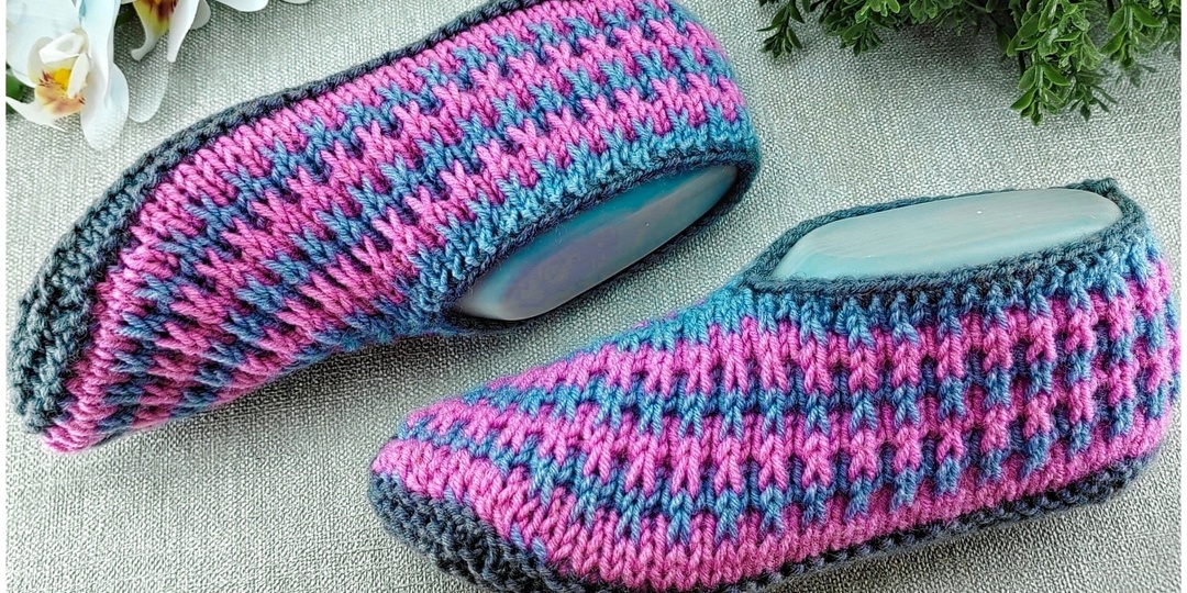 СВЯЗАЛА ТАКУЮ КРАСОТУ ДЛЯ ВАС💥ЯРКИЕ И НАРЯДНЫЕ ТАПОЧКИ СЛЕДКИ СПИЦАМИ!!!