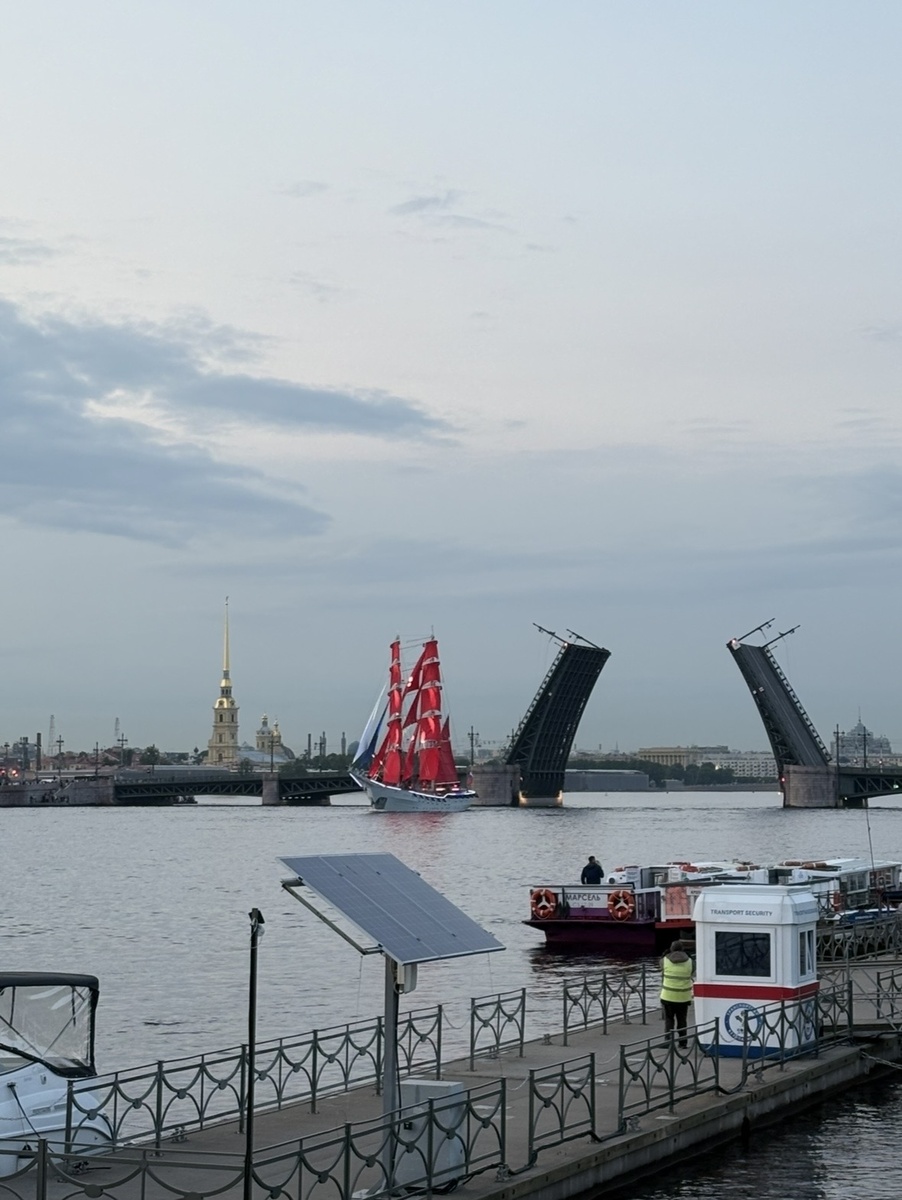 Побывали на репетиции алых парусов