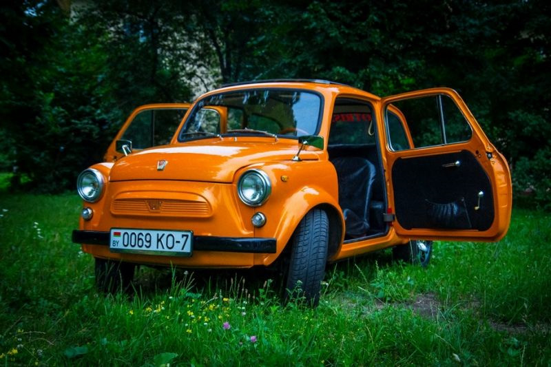 Не «консервная банка», а легенда: 5 шокирующих фактов о «горбатом» Запорожце, которые вы не знали