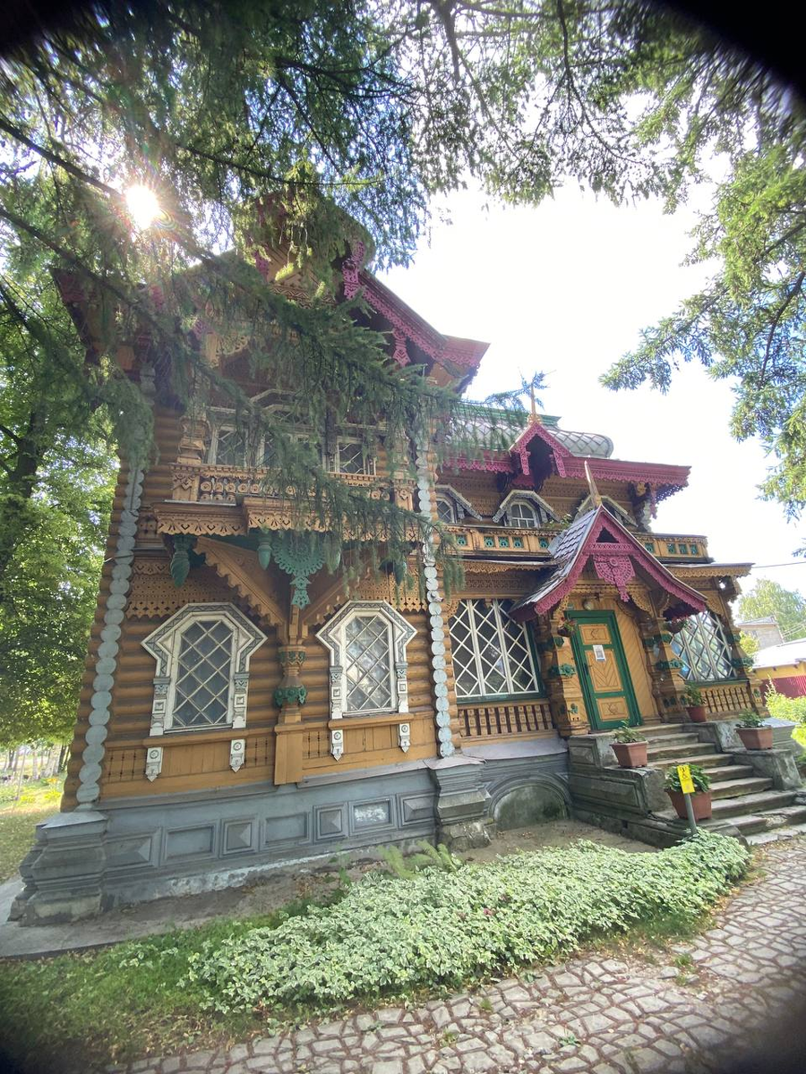 Летняя дача Бугрова