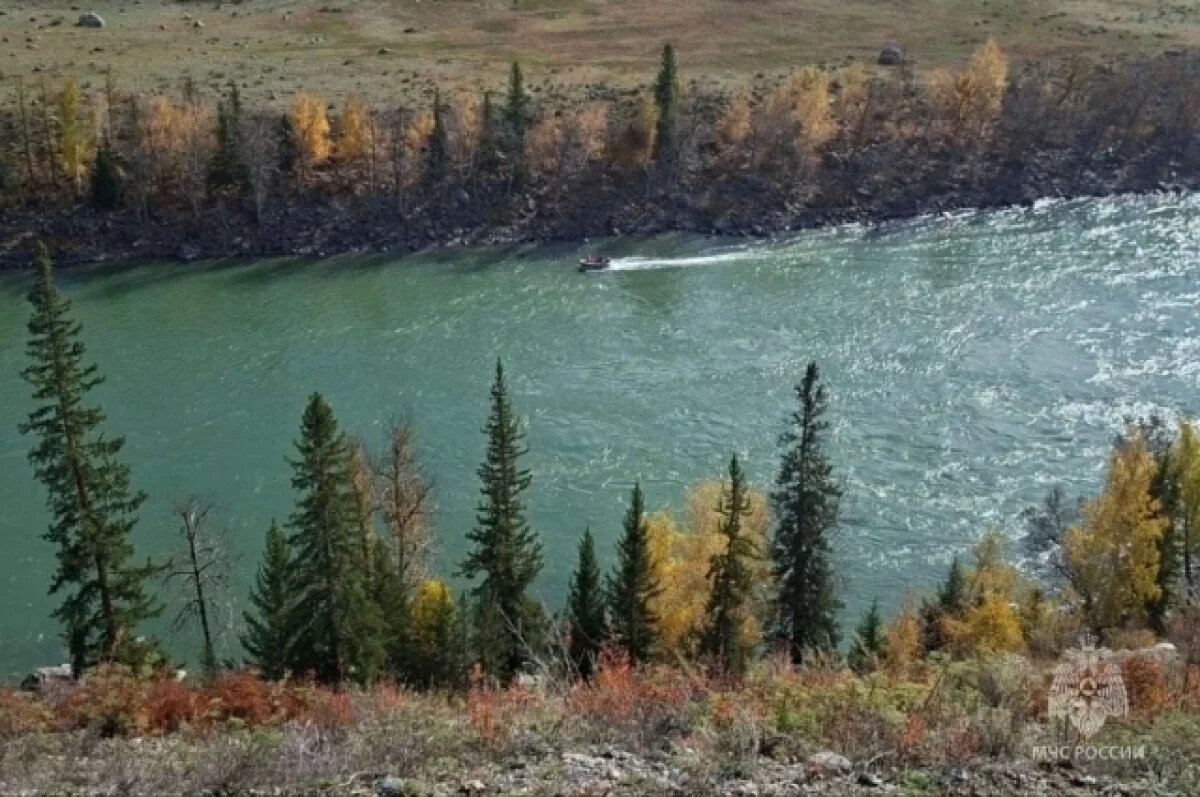    В Республике Алтай продолжаются поиски пропавшего рыбака