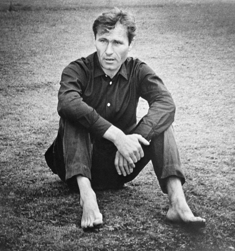 Василий Макарович Шукшин — советский киноактёр, кинорежиссёр, сценарист и писатель