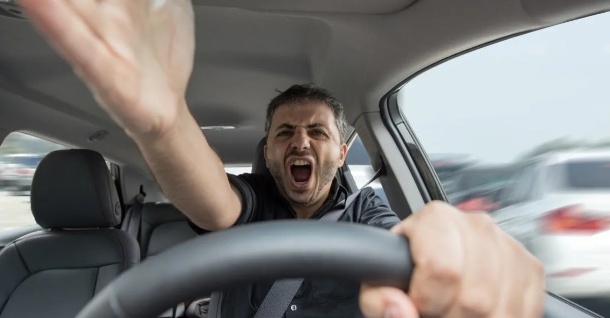 Фото заимствовано - https://moskvichmag.ru/gorod/liksutov-predlozhil-nachat-shtrafovat-za-hamskoe-vozhdenie/amp/