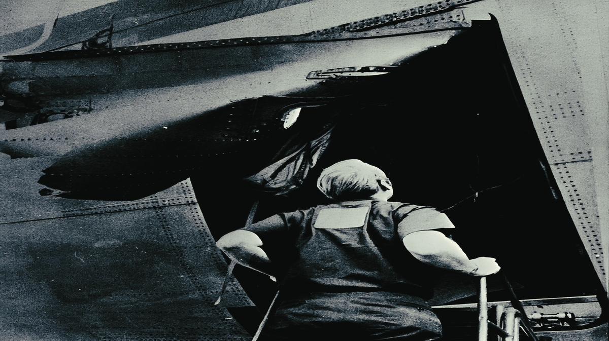 Последствия самопроизвольного открытия грузовой двери