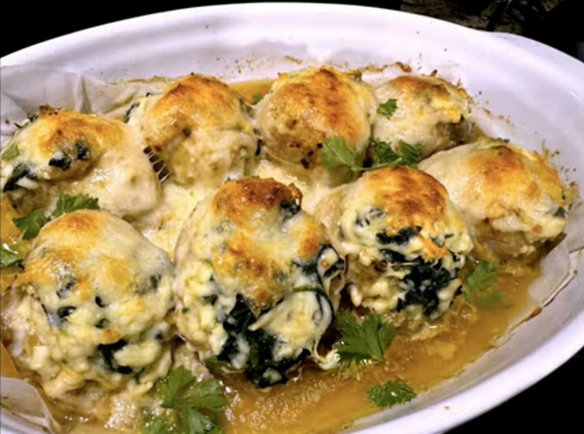 Фаршированные куриные голени: секрет сочности в каждом кусочке