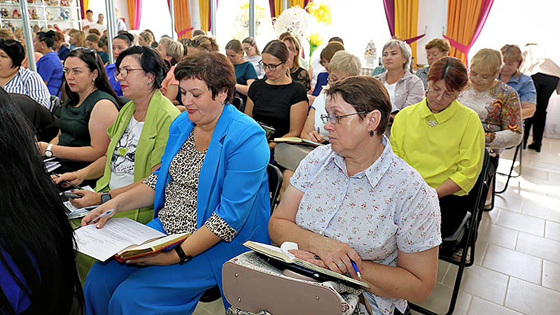    В школу – за знаниями и с интересом