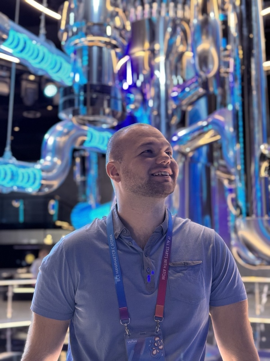 Моё лицо когда дочитал схему устройства реактора и вроде как понял