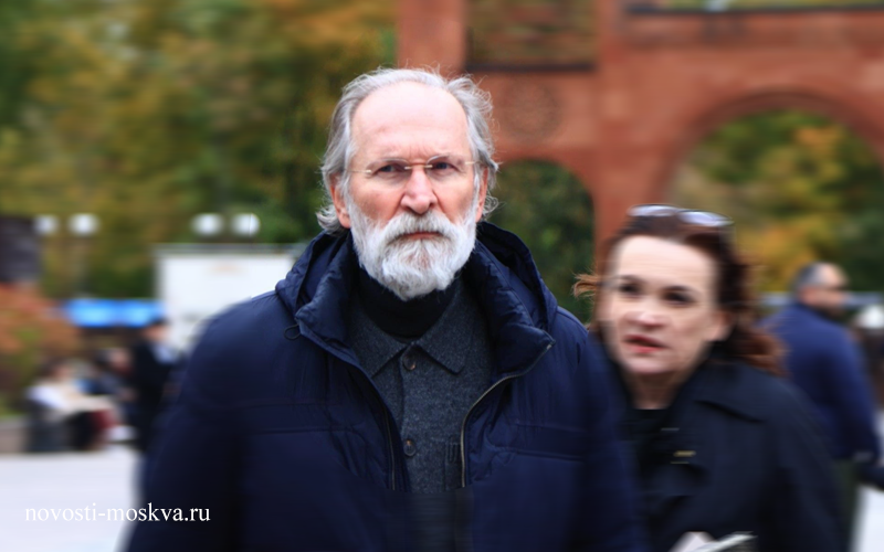 Федор Добронравов также пришёл на прощание с Тиграном Эдмондовичем