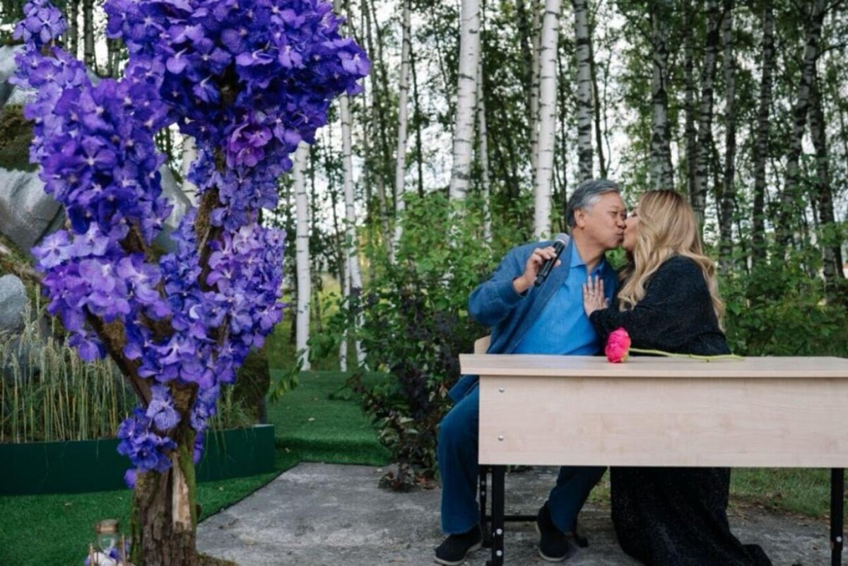    Анита Цой с мужем. соцсети