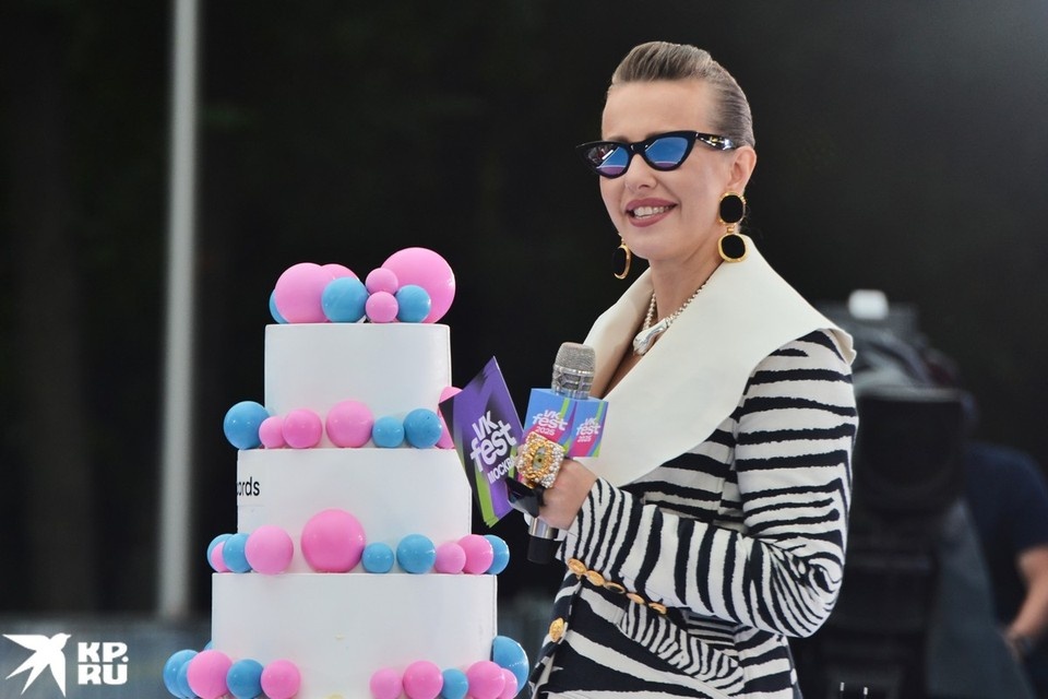    Ведущая, блогер Ксения Собчак Даниил ОПАРИН