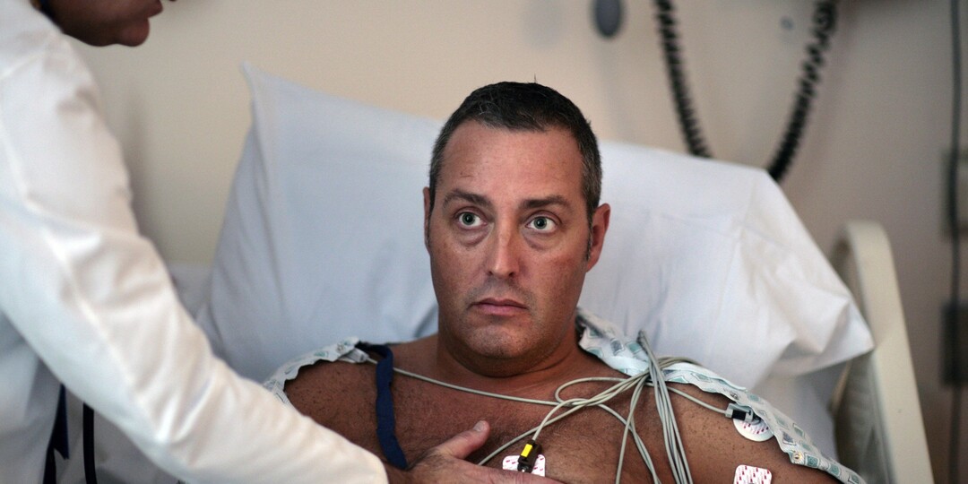 Врачи в шоке: простая привычка перед сном удваивает риск инфаркта!