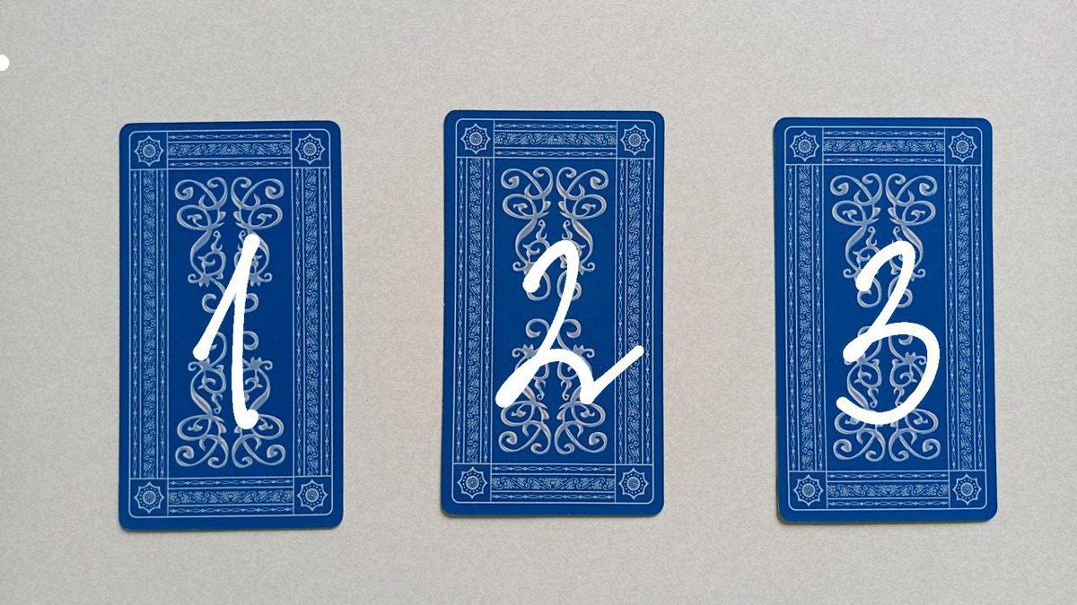 ❓Чем я могу вам помочь❓Моё имя Алия, я занимаюсь таро терапией, работаю со страхами, фобиями, тенью, через подсознание и разговор с душой Я люблю работать с бессознательным и подсознанием, просматриваю людей через видение и понимание мужской и женской психологии. Помогу пережить развод, выход из тяжёлых отношений, наладить семью, встретить новую любовь. А еще я люблю тему денег и бизнеса, регулярно провожу консультации по поводу реализации себя, поиска себя, и тд увеличения дохода в разы. Помогаю выйти из застоя, понять в чем ваш путь, где вы остановились, как понять и найти себяПоддержать канал, ваша благодарность 🙏Связаться со мной 8 982 494 04 24