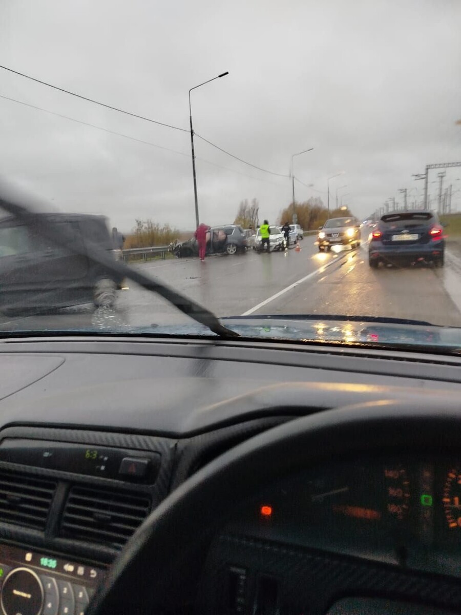    Массовое ДТП под Новоалтайском. Источник: "Инцидент Барнаул"