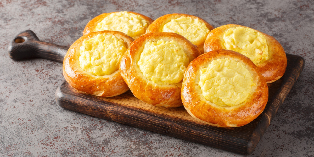 Фото из интернета. Шаньги с картошкой.