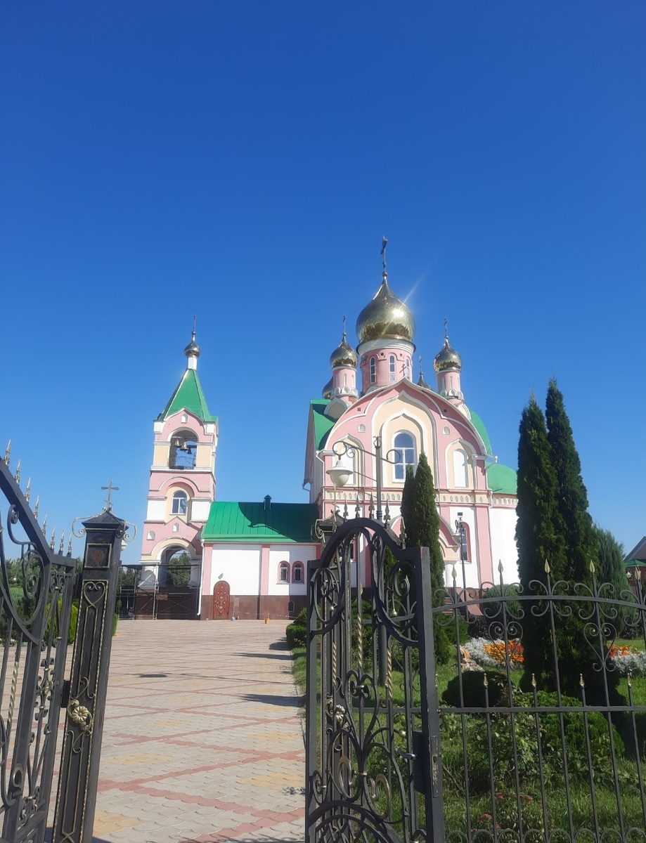 Вход. Фото автора 