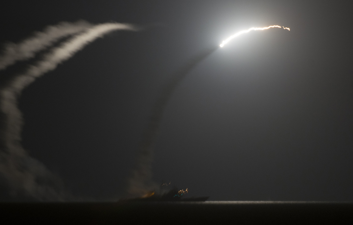    Запуск ракеты Tomahawk  Mass Communication Specialist 1st Class Eric Garst/U.S. Navy via Getty Images