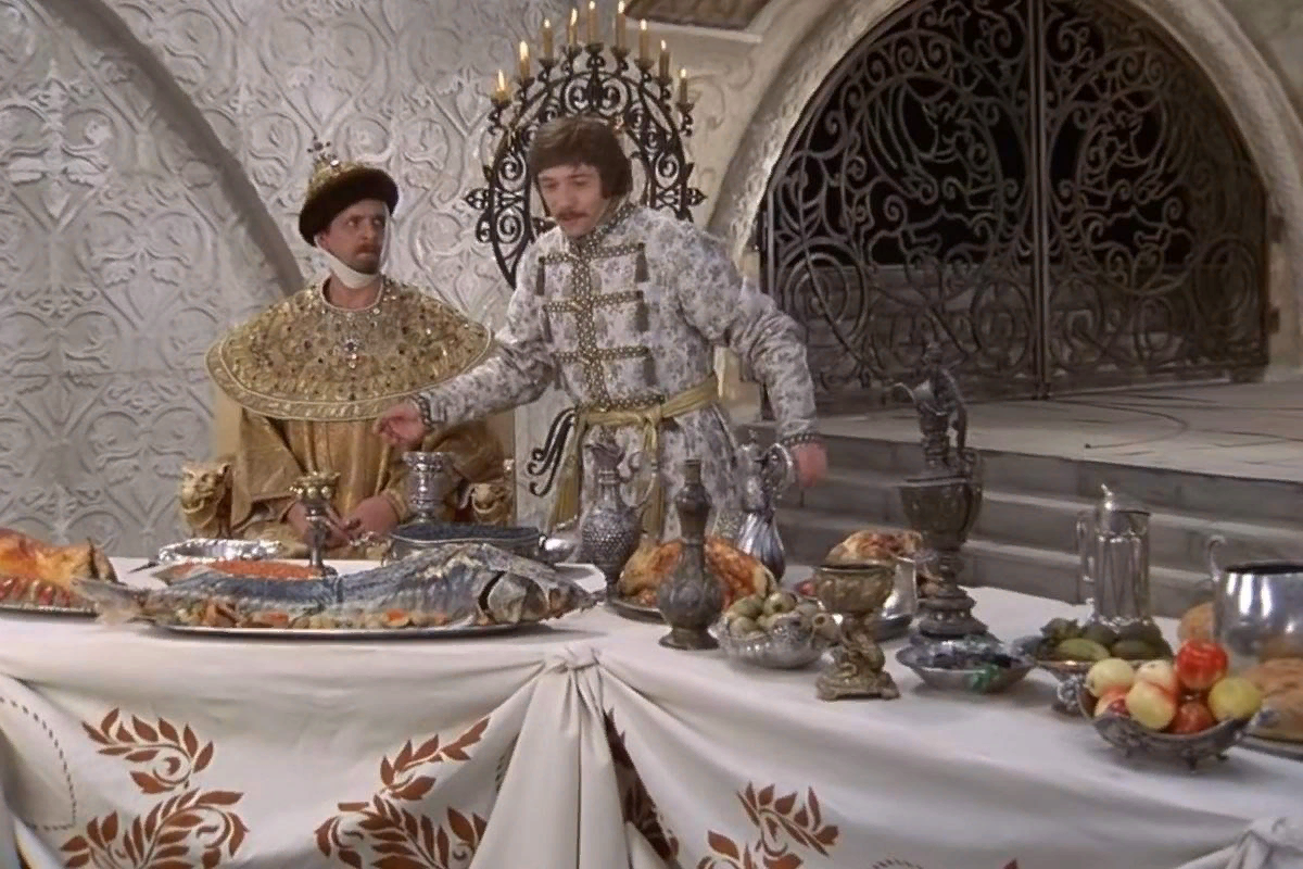 кадр из х/ф "Иван Васильевич меняет профессию"