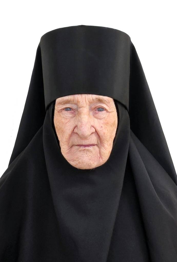 Скончалась 94-летняя монахиня Матрона, она переехала в Тверь из Курской области