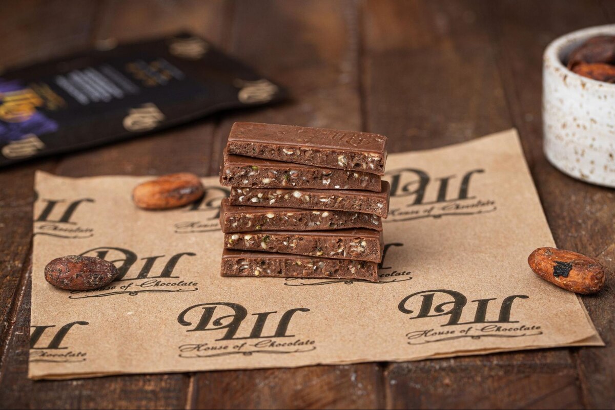 "Области разума" Молочный шоколад с ежовиком гребенчатым в мини плитке от Дома Шоколада