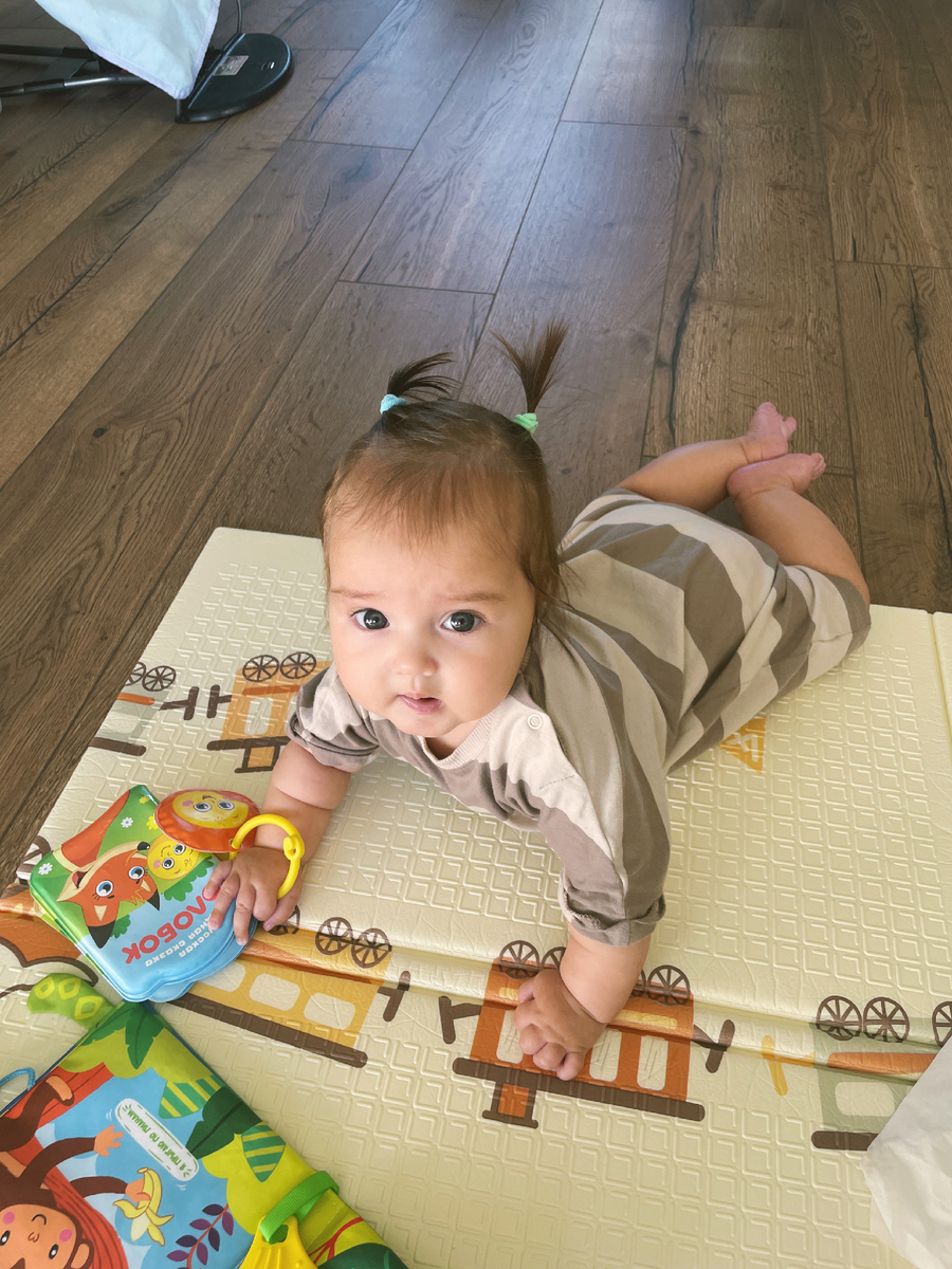 Потихоньку делаем причёски)