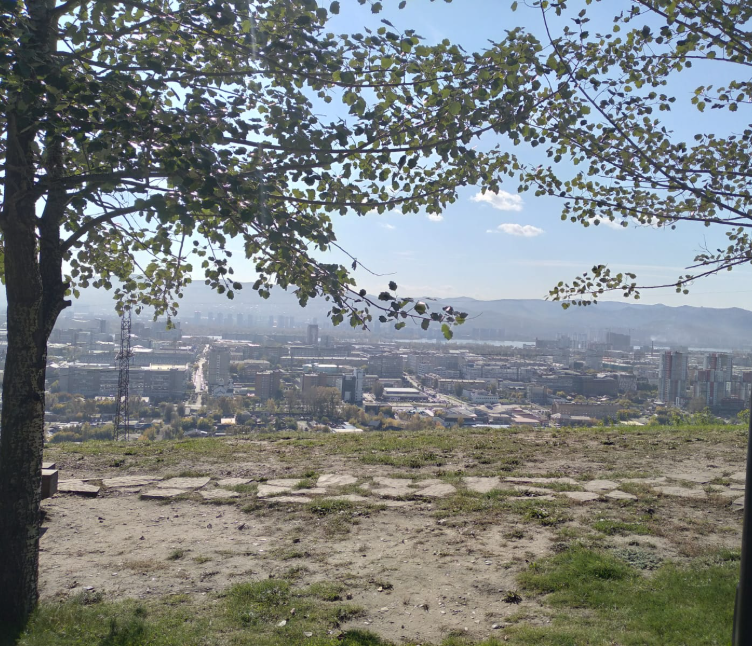 Вид на Красноярск с Караульной горы