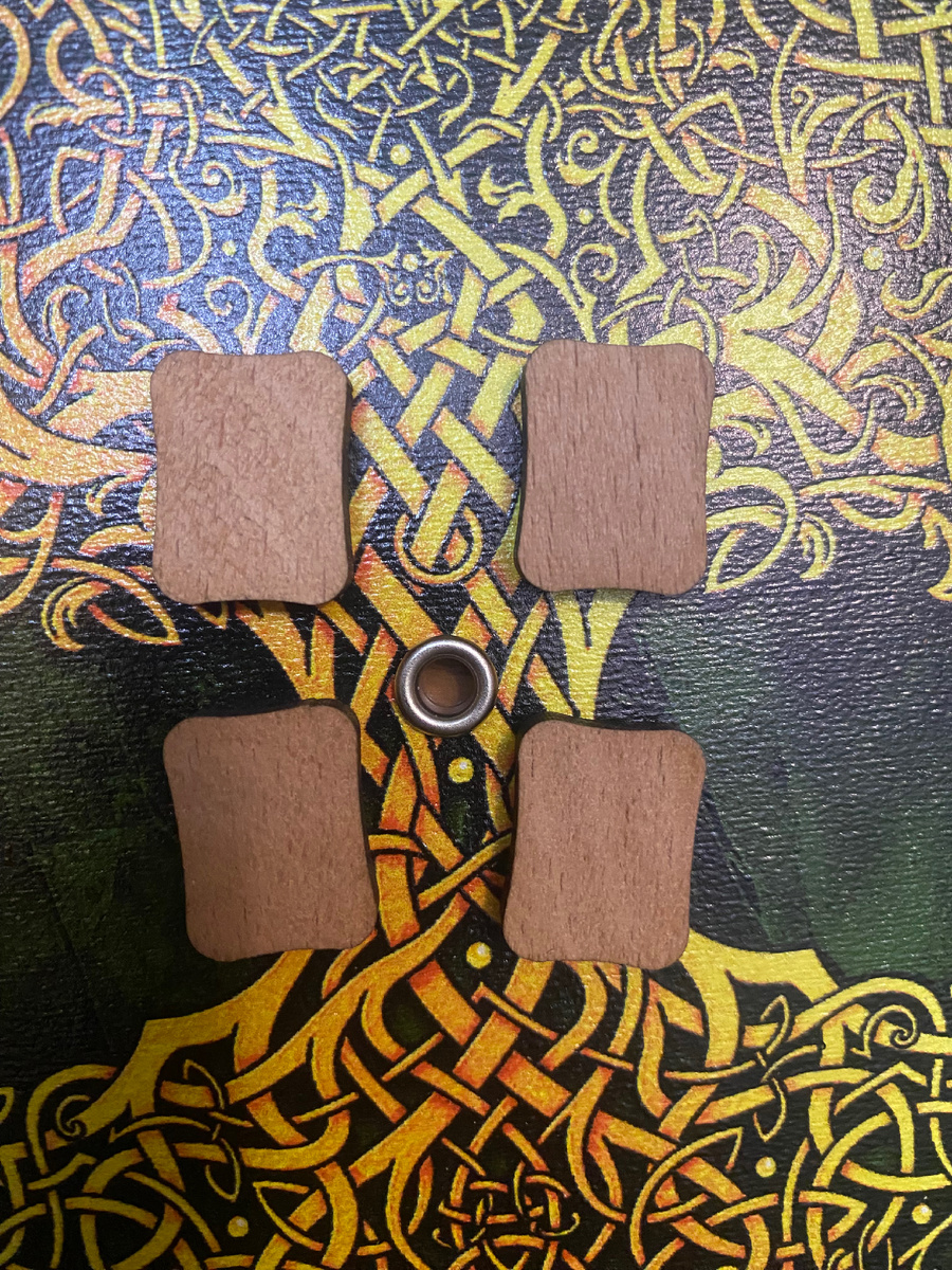 Фото 1. Загадайте один из вариантов. Фото канала Таро Портал. 