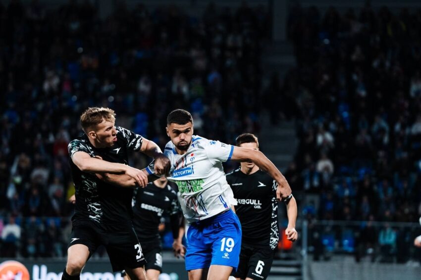    ФК «Факел».