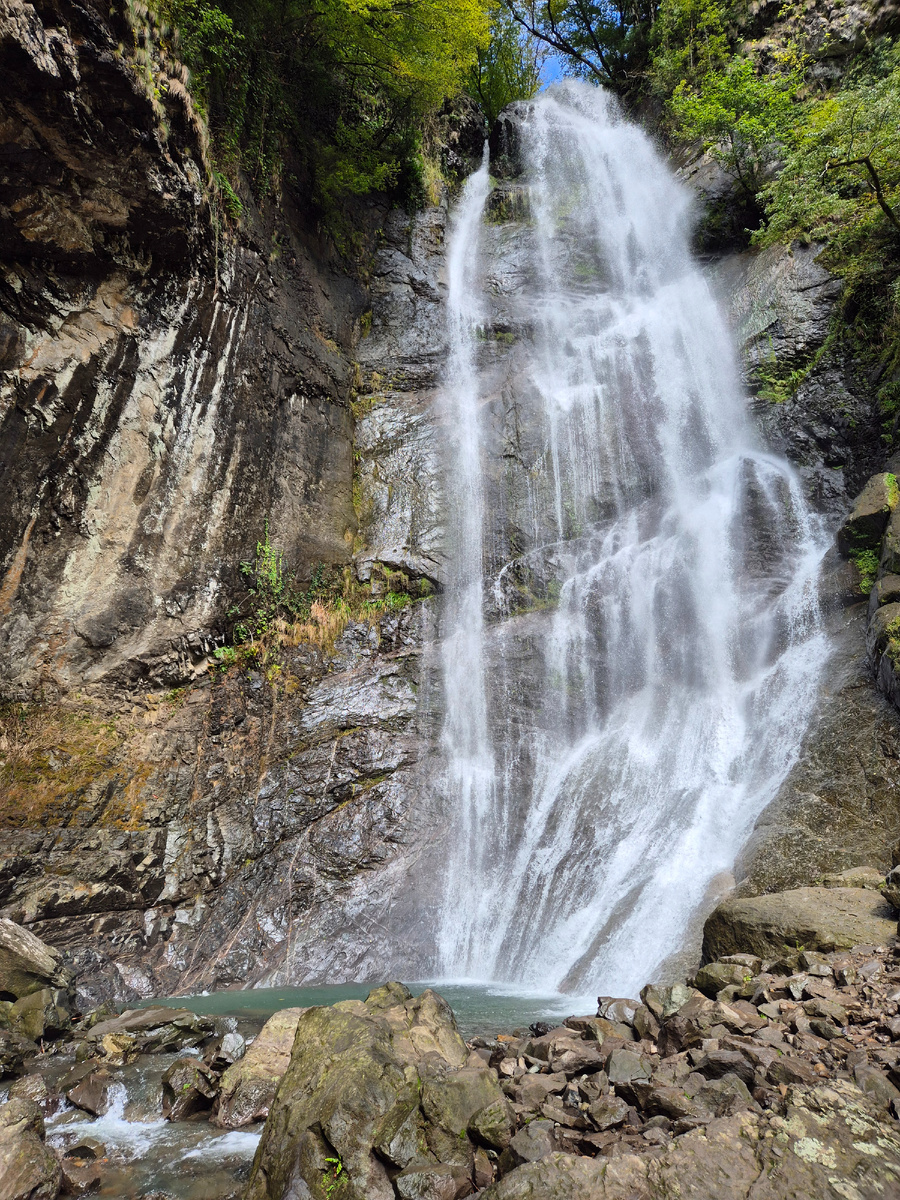 Водопад Махунцети