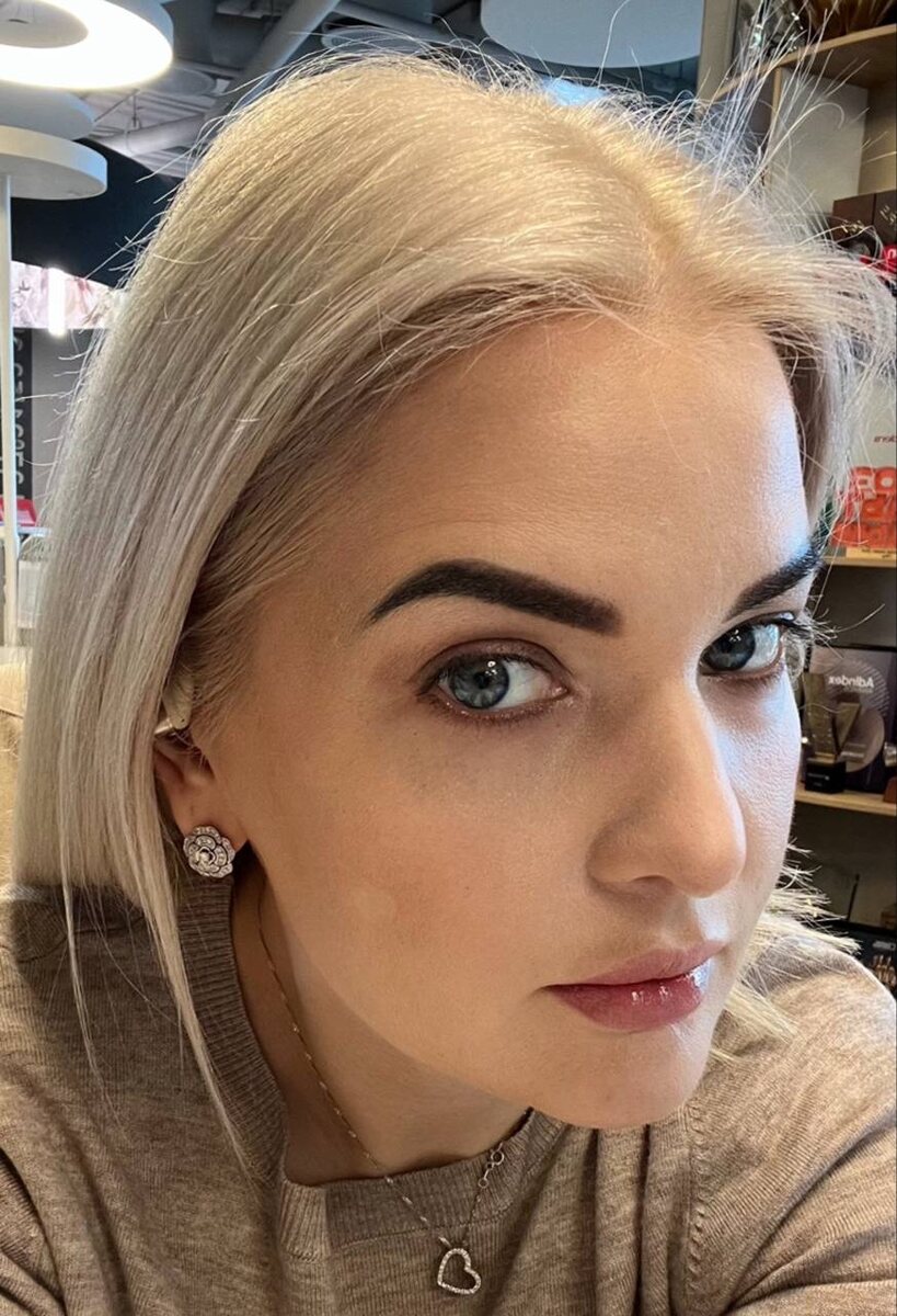 А как вы относитесь к использованию нейросетей для работы? 