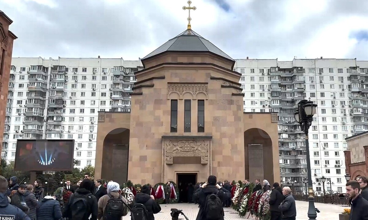     / Источник: Кадр из видео