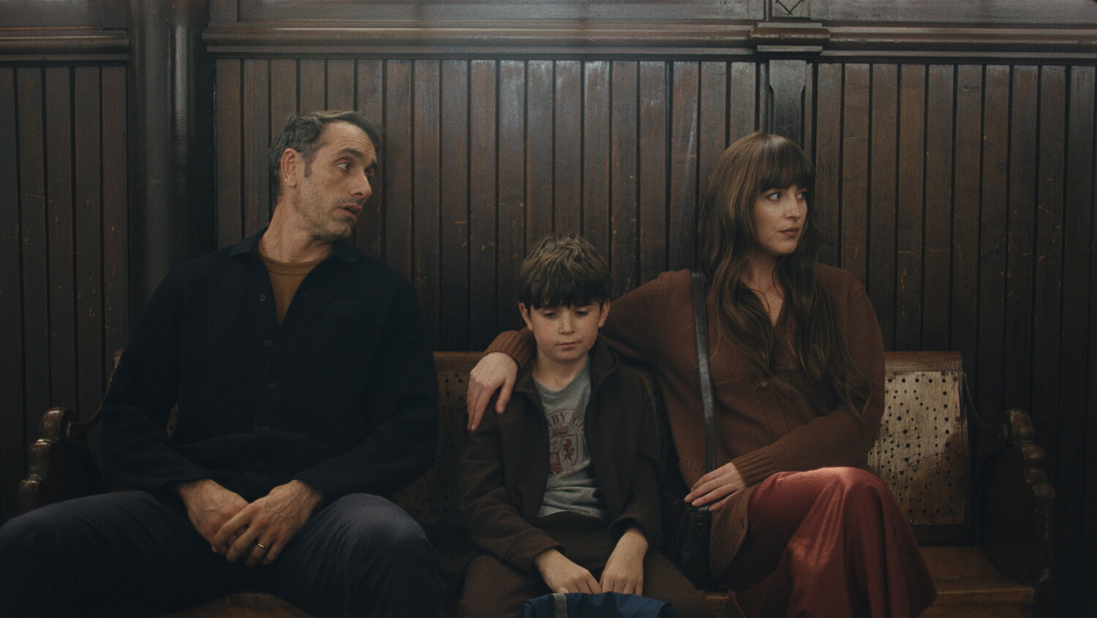 🎬 «Нескромные» — квадрат отношений и хаос вместо гармонии