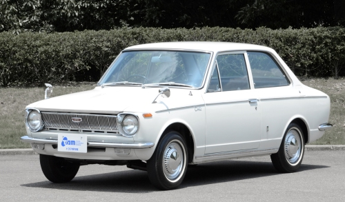 Toyota Corolla. Источник: https://automotive-heritage.com/model/2419
