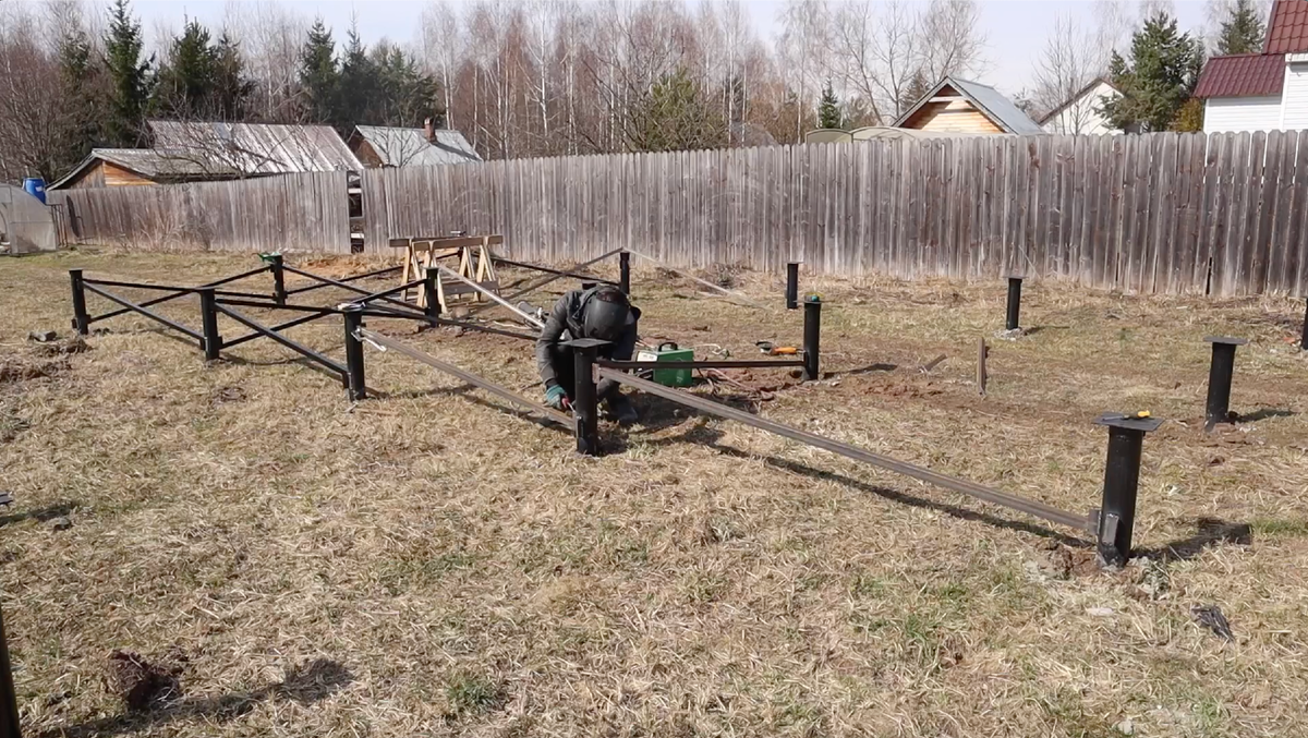 Кав вы знаете, я пошел по экономному пути. Ещё и обвязку свай делал сам, ещё ненмого сэкономил на этом.