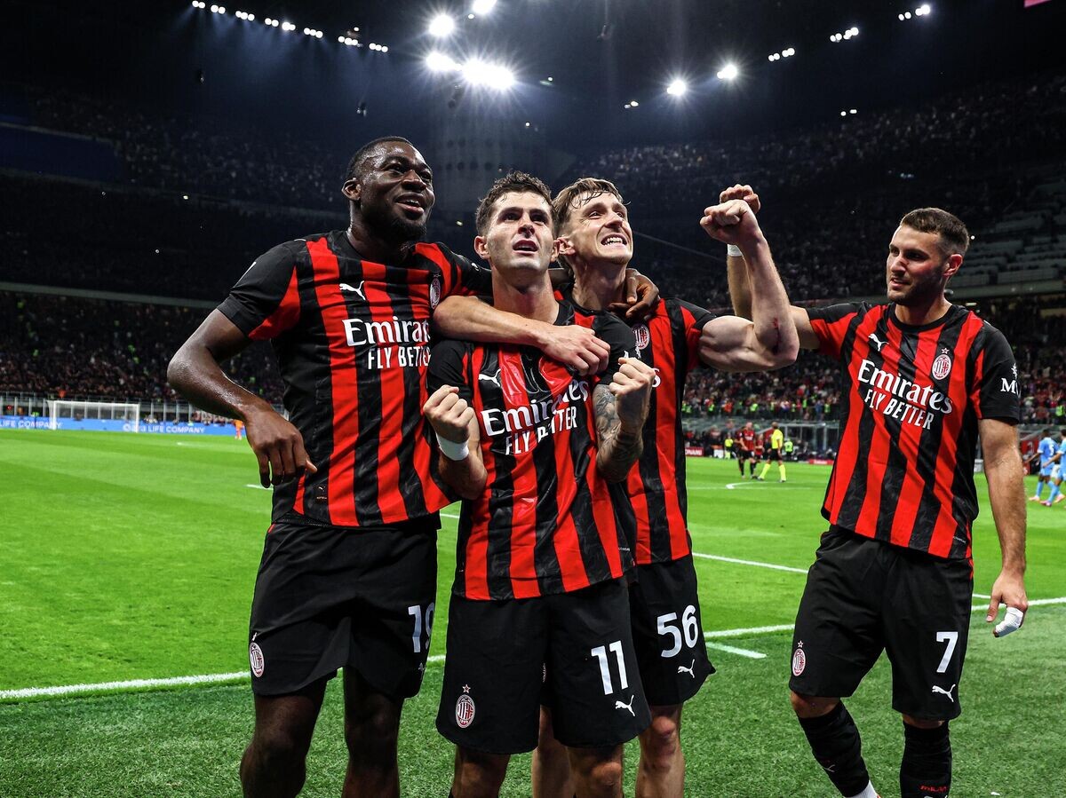    Футболисты "Милана"© Getty Images / Giuseppe Cottini