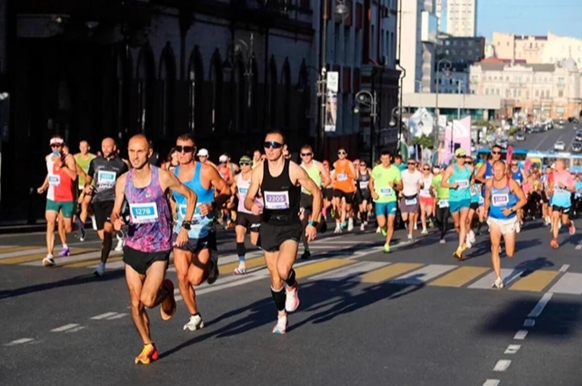    Хабаровчанки покорили полумарафон «Мосты Владивостока»