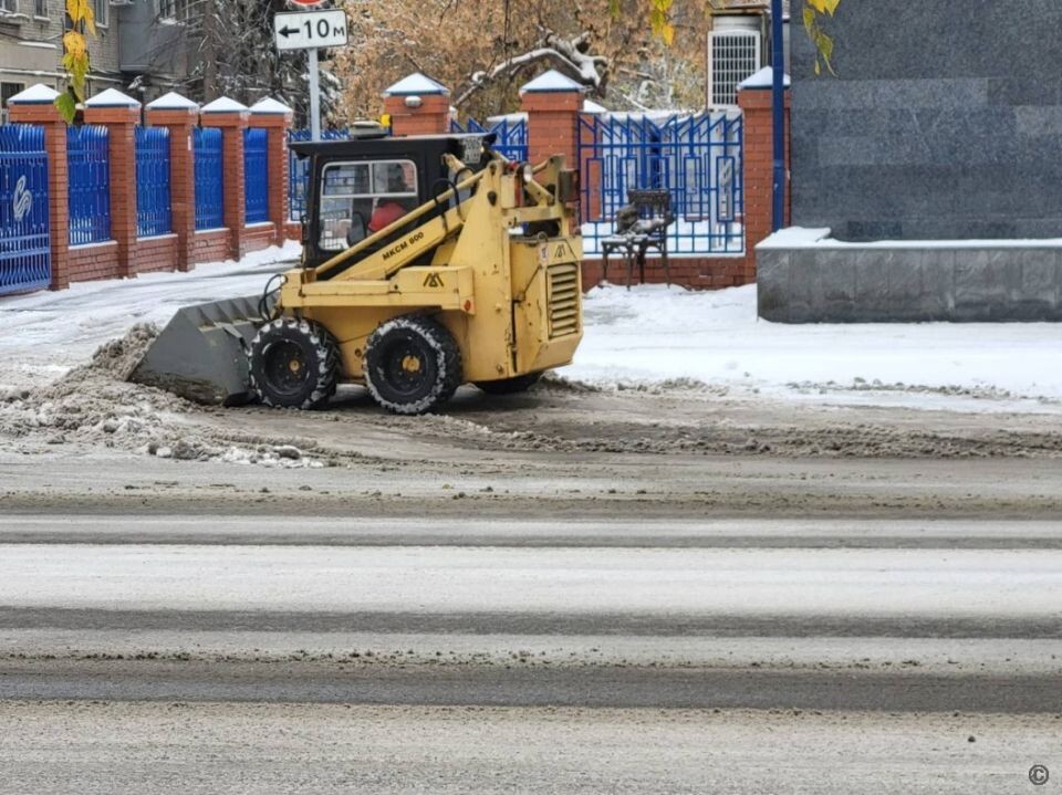    Уборка снега в Барнауле. Источник: Barnaul.org