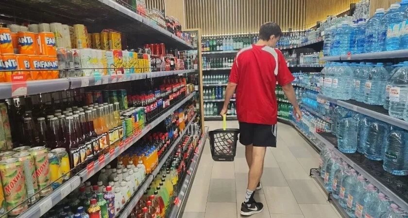    На кассах в "Пятерочке" появилась новая хитрость для тех, кто платит по карте - запомните фразу, чтобы сказать ее кассиру в нужный момент