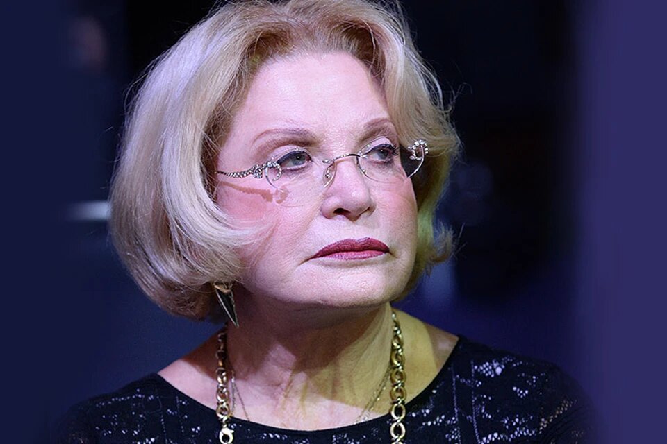 Людмила Максакова